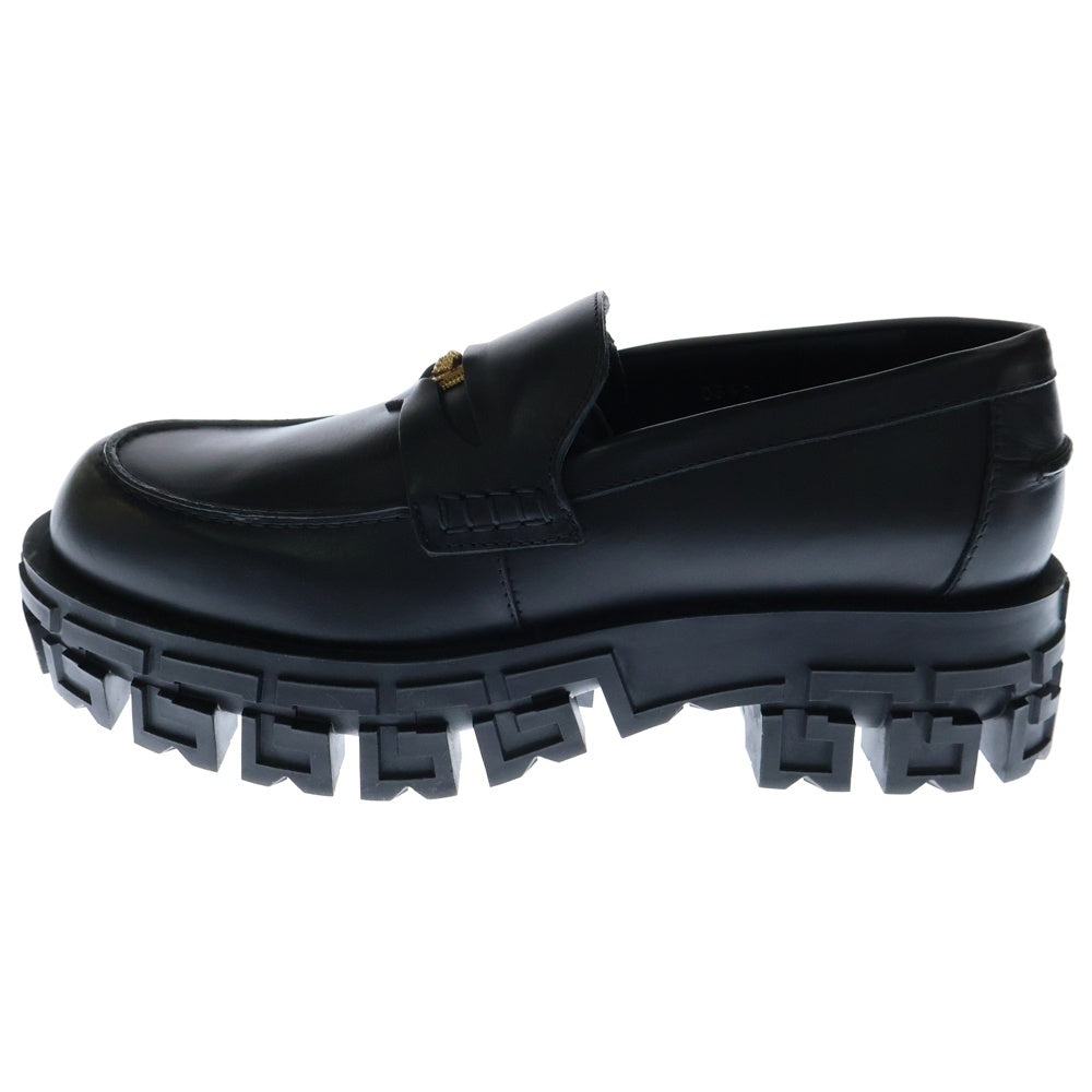 VERSACE(ヴェルサーチ) Greca Portico Loafers グレカポルティコローファー レザーシューズ ブラック