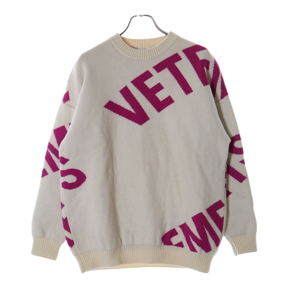 VETEMENTS(ヴェトモン) Allover Maxi Logo Crew Kint Sweat UA53KN200W ビックロゴ クルーネックニットセーター ホワイト/ピンク