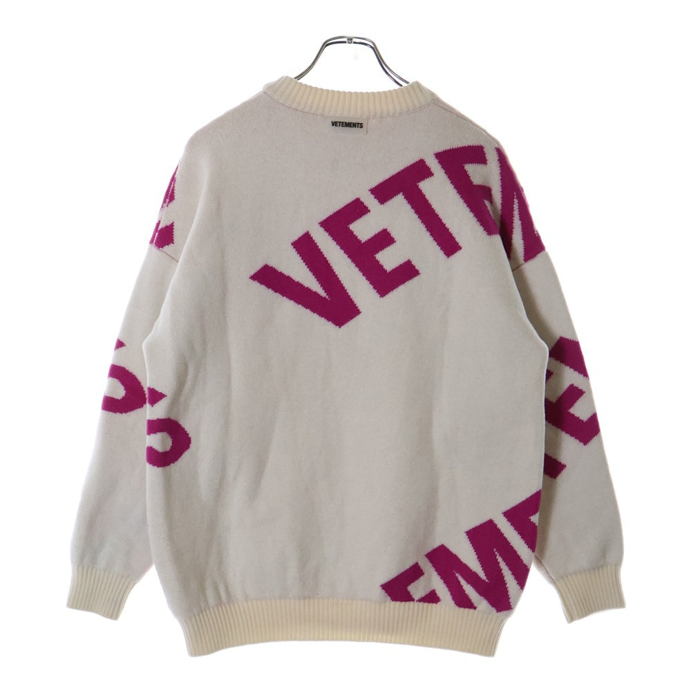 VETEMENTS(ヴェトモン) Allover Maxi Logo Crew Kint Sweat UA53KN200W ビックロゴ クルーネックニットセーター ホワイト/ピンク