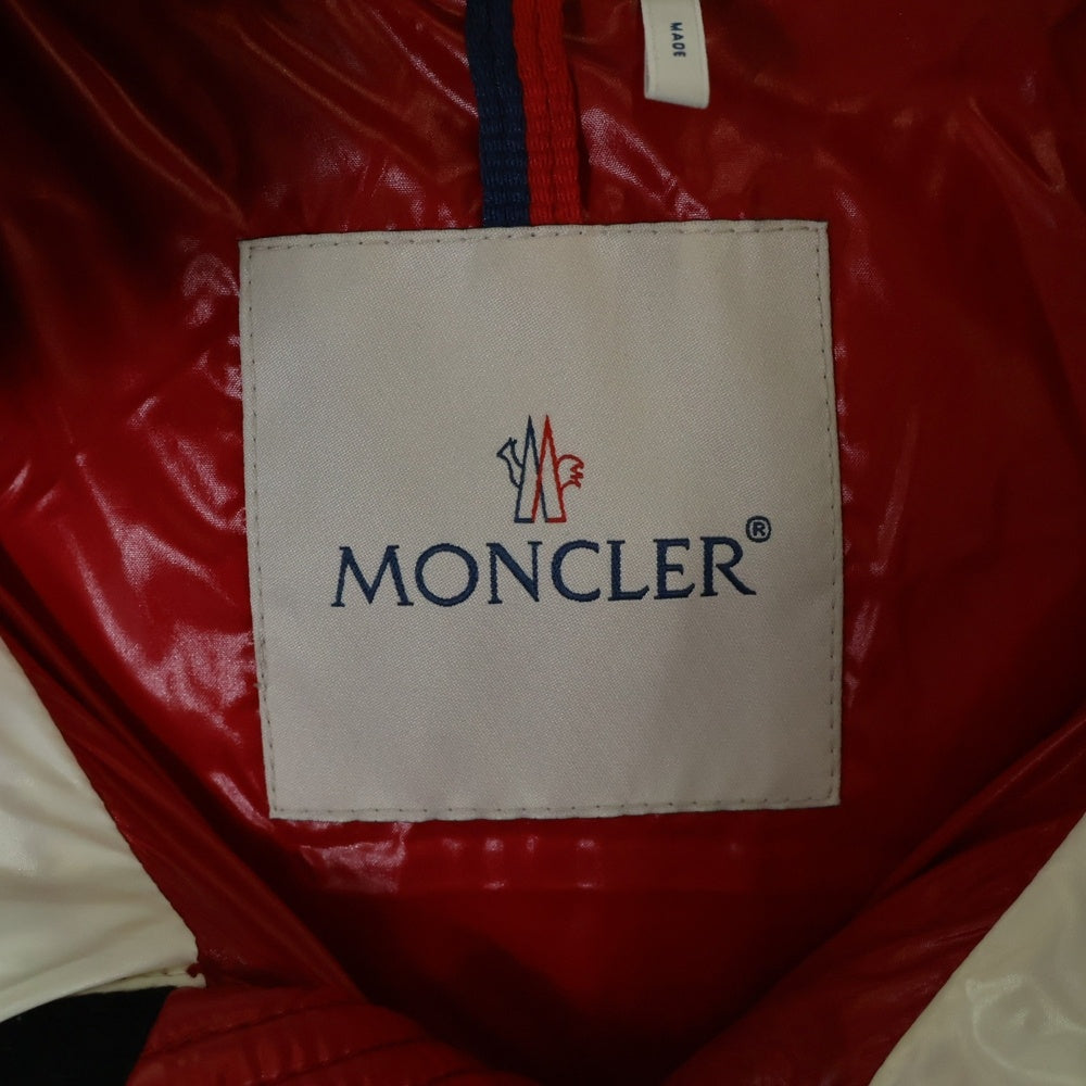 MONCLER(モンクレール) ×KITH LACHAT GIUBBOTTO C20964030105 68950 ×キス バックロゴ ダウンジャケット レッド