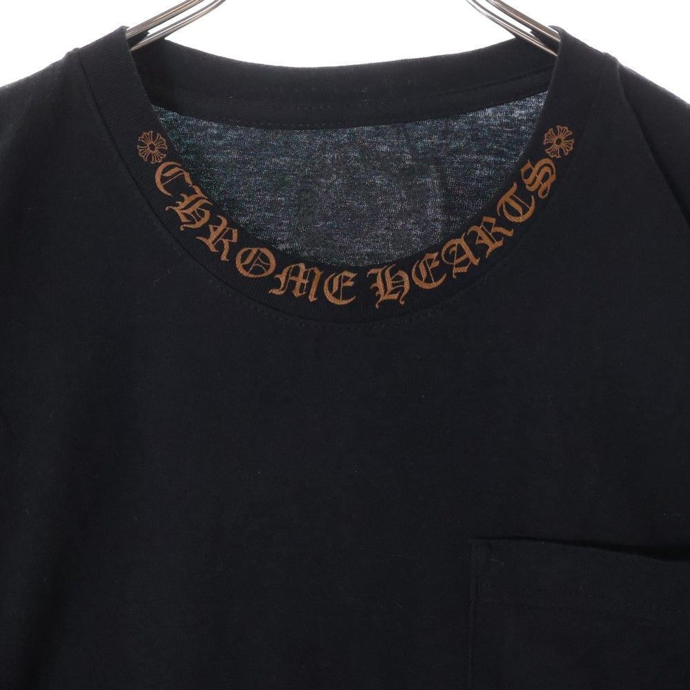CHROME HEARTS(クロムハーツ) NECK LOGO S/S TEE ネックロゴ プリント クルーネック半袖Tカットソー ブラック/ブラウン