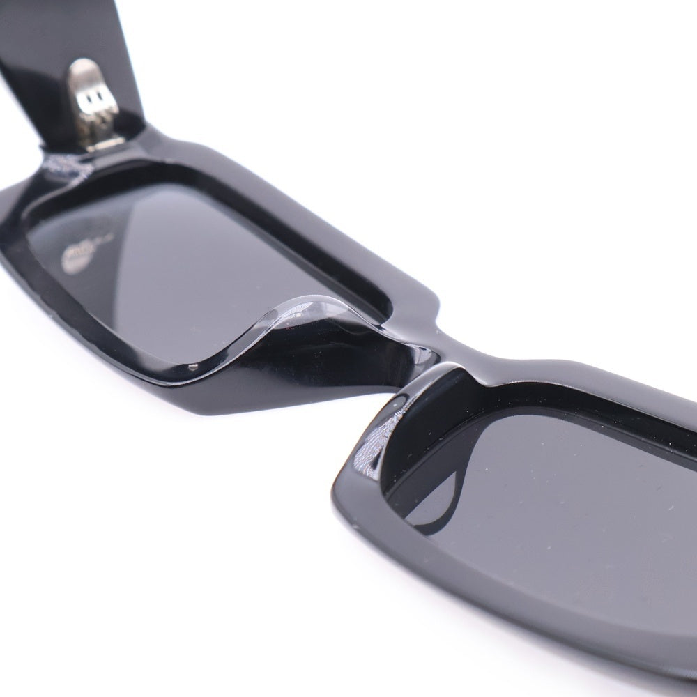 PRADA(プラダ) ロゴテンプル サングラス 眼鏡 アイウェア ブラック SPR27Z-F