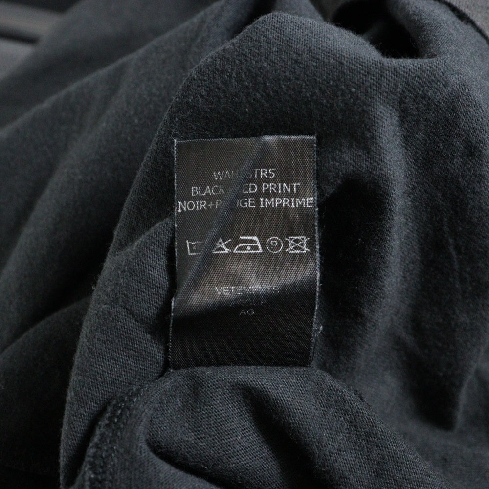 VETEMENTS(ヴェトモン) 17AW Metal Logo Hoodie メタルロゴフーディー プルオーバースウェットパーカー ブラック WAH18TR13