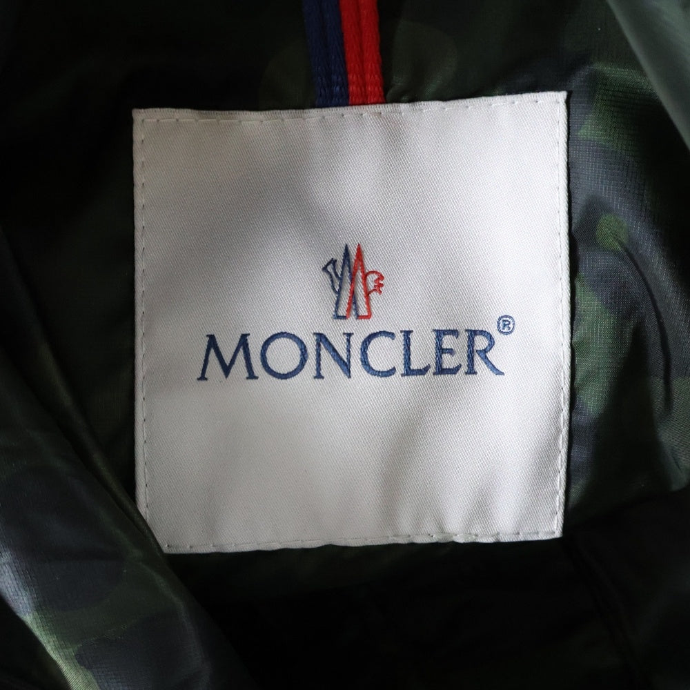 MONCLER(モンクレール) TRIEUX GIUBBOTTO D10914104785 539BB 迷彩柄 ナイロンジャケット フーディ グリーン