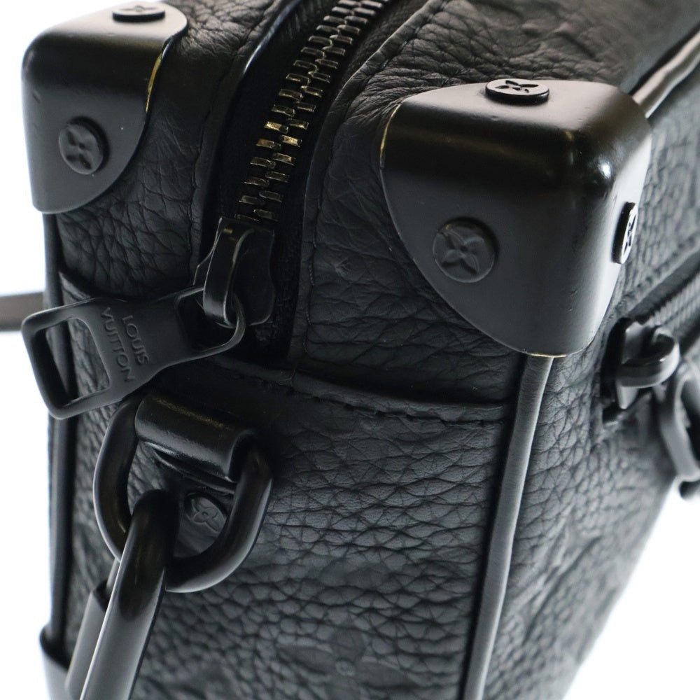 LOUIS VUITTON(ルイヴィトン) ミニ ソフトトランク モノグラムトリヨン ノワール ショルダーバッグ M55702