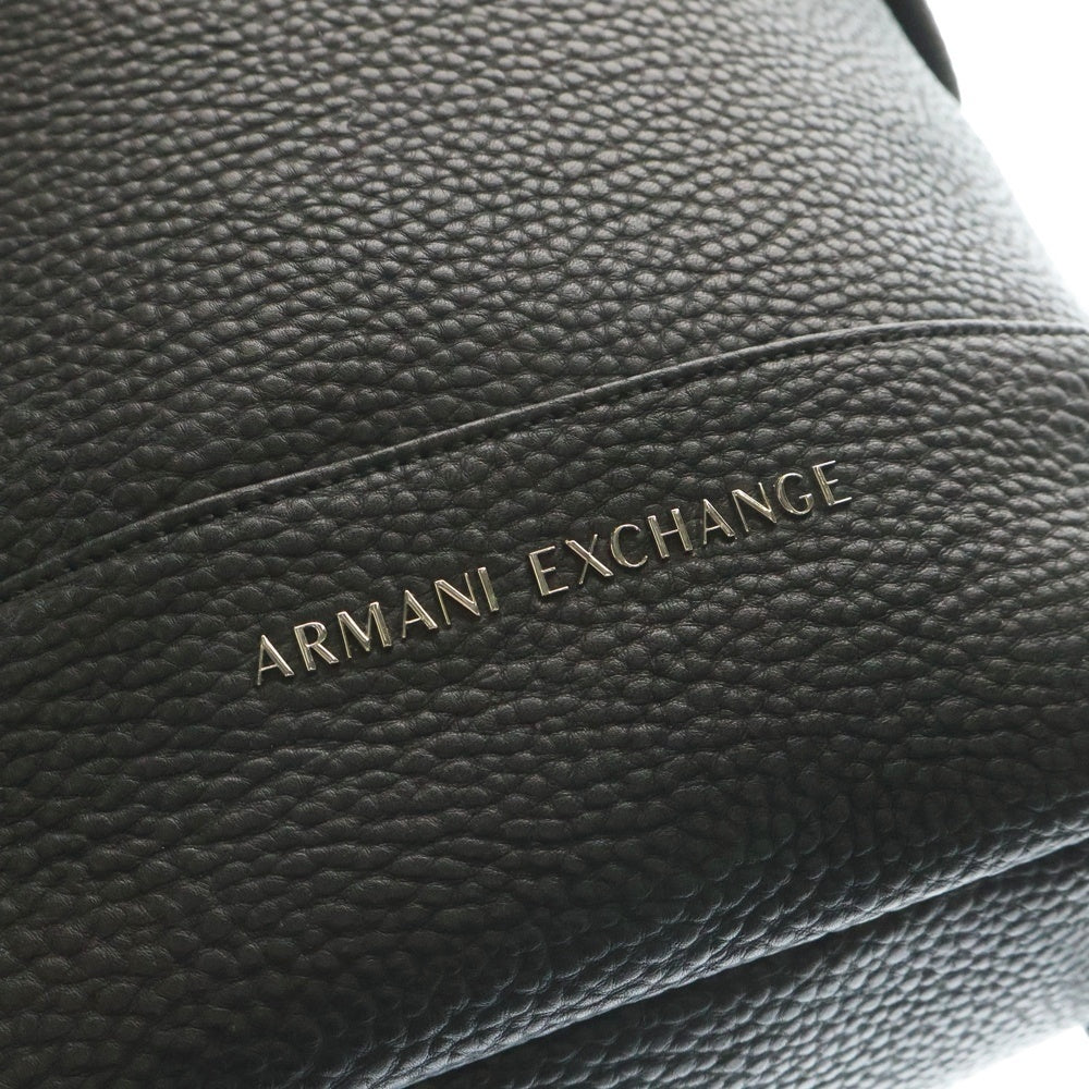 Armani Exchange(アルマーニ エクスチェンジ) フロントロゴ レザーバックパック リュックサック ブラック 952631