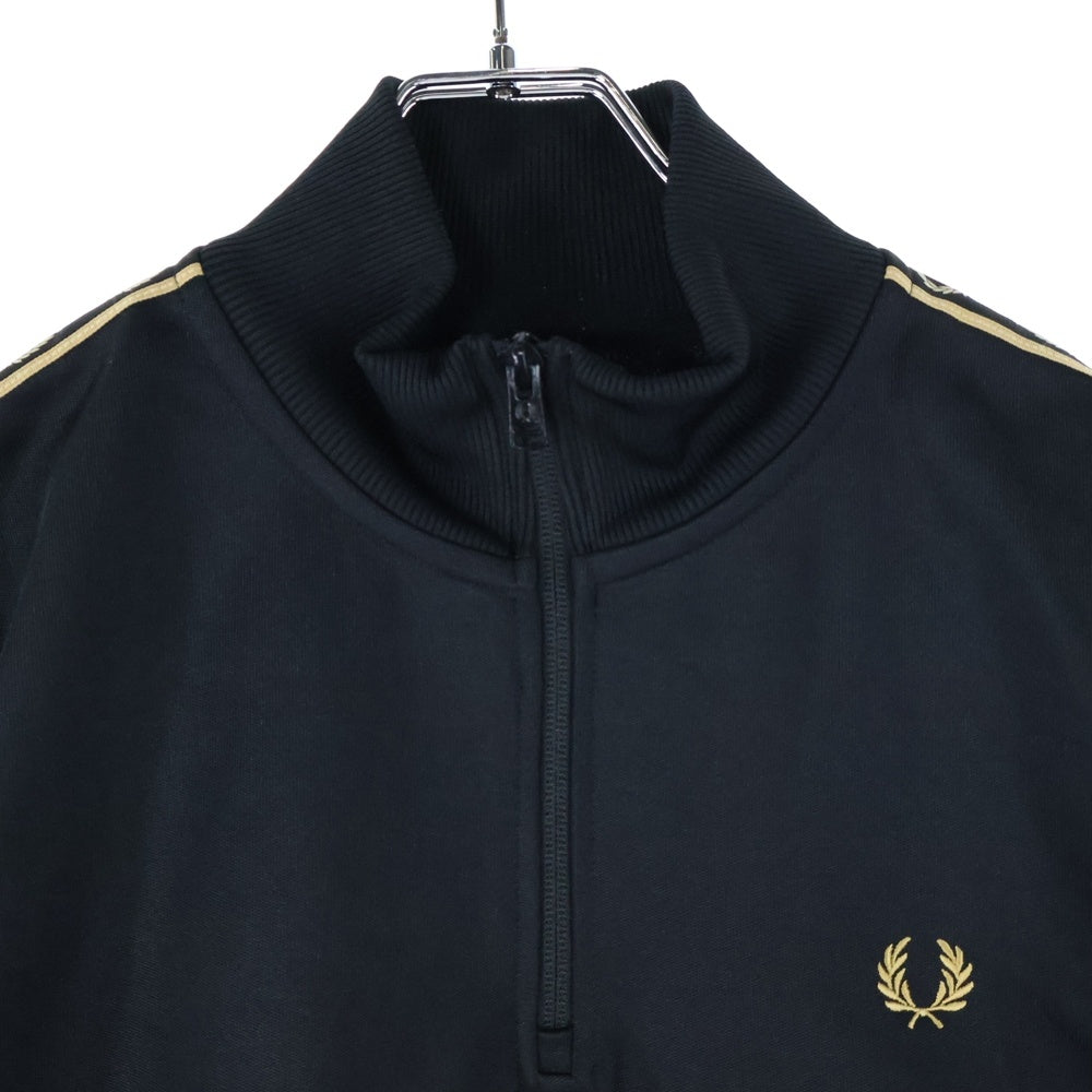 FRED PERRY(フレッドペリー) TAPED HALF ZIP TRACK TOP J4597/R23/01980/405 ロゴ ハーフジップ トラックジャケット ブラック/ゴールド