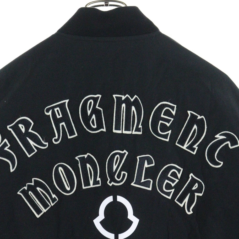 MONCLER(モンクレール) 19SS ×Fragment RAGGAE109U4010150 フラグメント バックロゴ刺繍 スタジャン ブラック E109U4010150