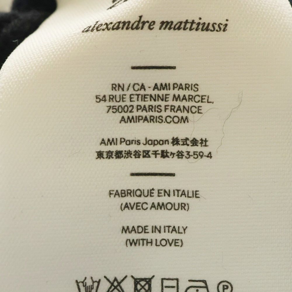 AMI Alexandre Mattiussi(アミアレクサンドルマテュッシ) 24AW ハート刺繍ビーニーニット帽子 ブラック BFUHA106018