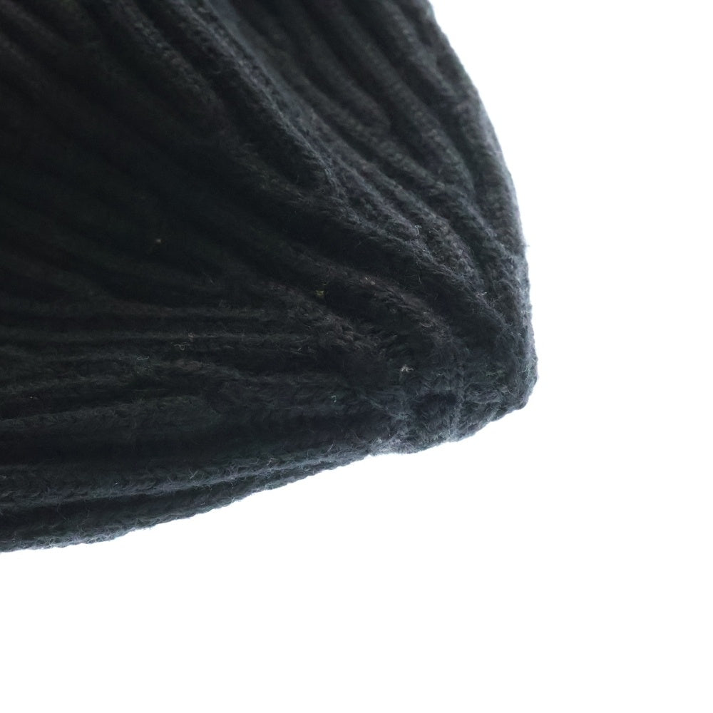 STONE ISLAND(ストーンアイランド) COMPASS フロントロゴ刺繍ニット帽 ビーニー ブラック 7915N22C3
