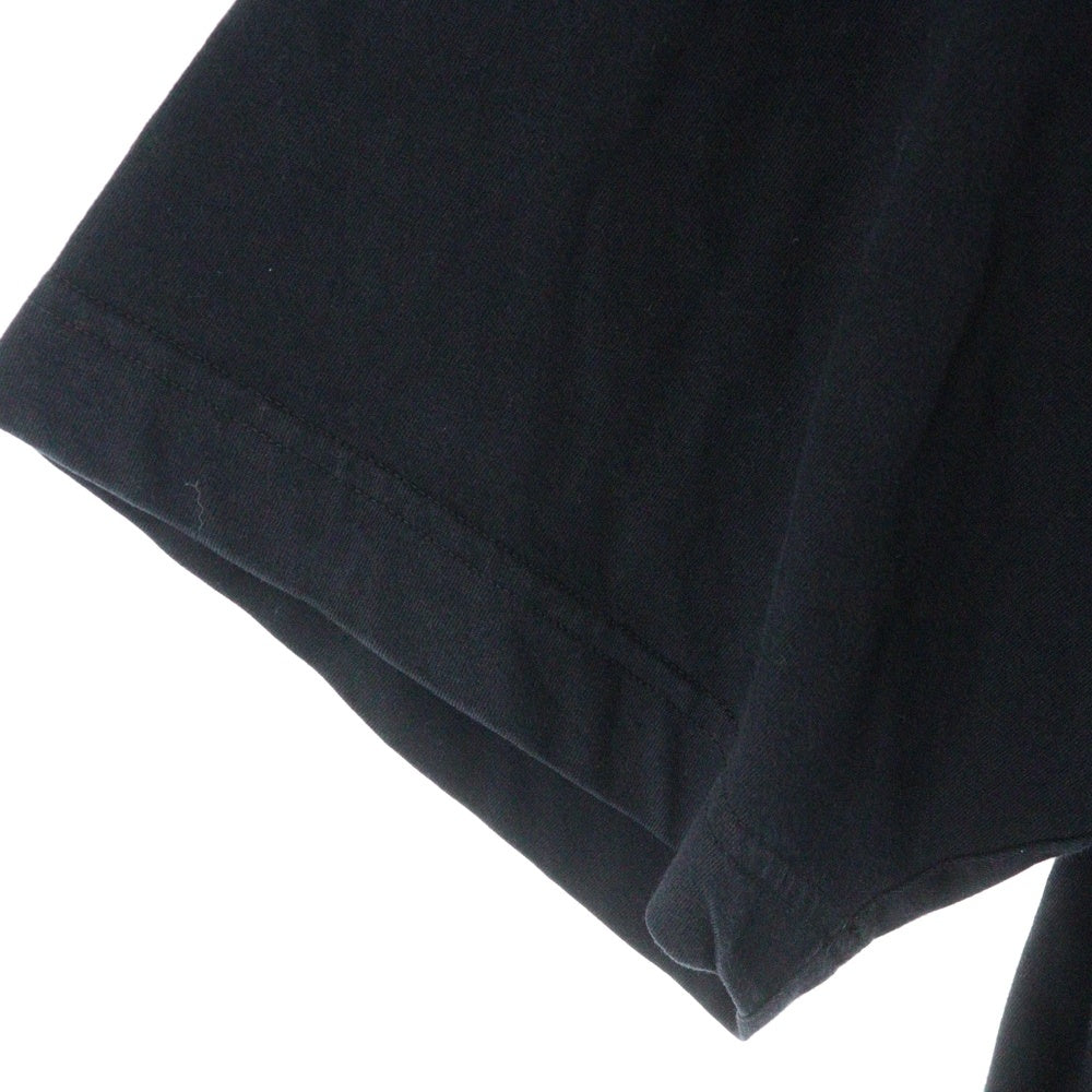 VETEMENTS(ヴェトモン) 24SS PYRAMID LOGO TEE フロントピラミッドロゴプリント半袖カットソー 半袖Tシャツ ブラック UE64TR14OB