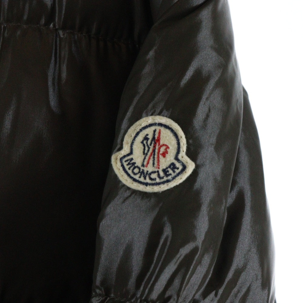 MONCLER(モンクレール) VENISE ベニス 袖ワンポイントロゴ刺繍 ジップアップダウンジャケット グレー 41313