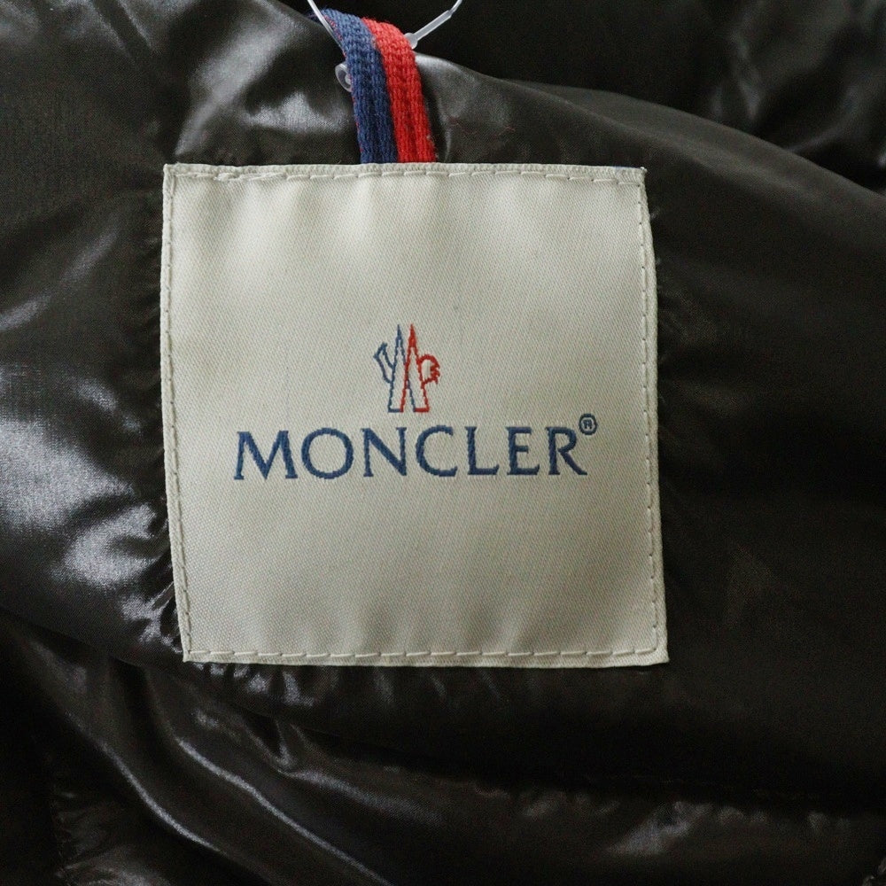 MONCLER(モンクレール) VENISE ベニス 袖ワンポイントロゴ刺繍 ジップアップダウンジャケット グレー 41313