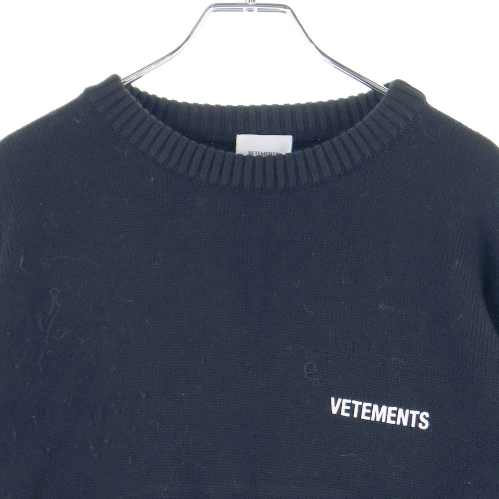VETEMENTS(ヴェトモン) 22SS Iconic Logo Knitted Jumper UE52KN360B ロゴプリントクルーネックニットセーター ブラック
