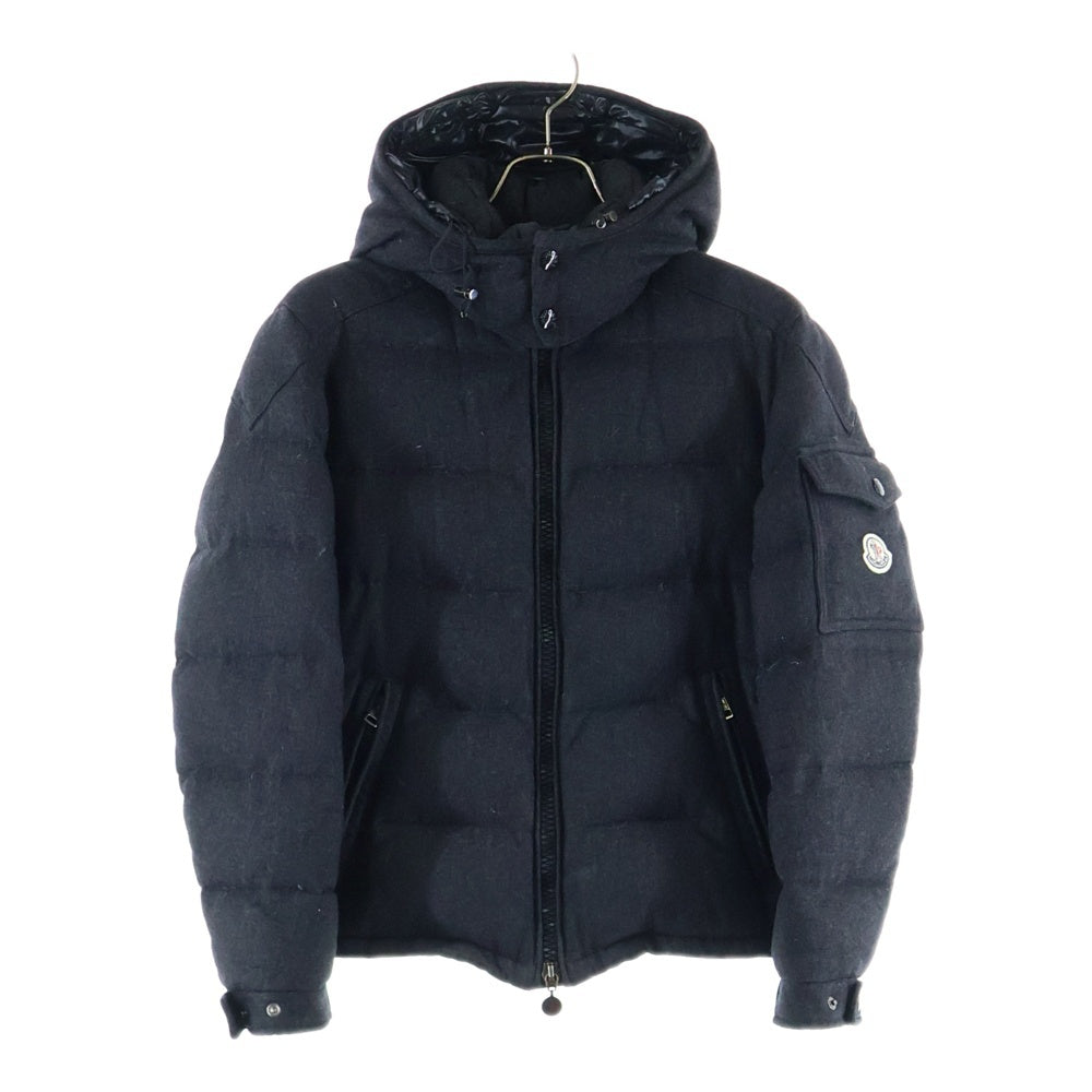 MONCLER(モンクレール) MONTGENEVRE 袖ロゴワッペンポケット付き ジップアップダウンジャケット グレー 920-091-40306-50