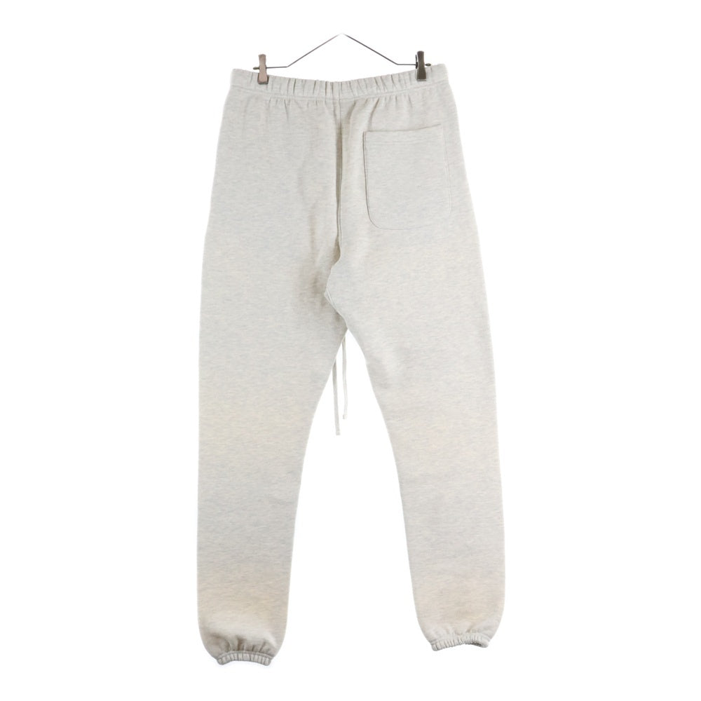 FOG Essentials(エフオージー エッセンシャルズ) Reflective Logo Sweat Pants リフレクティブロゴスウェットパンツ グレー