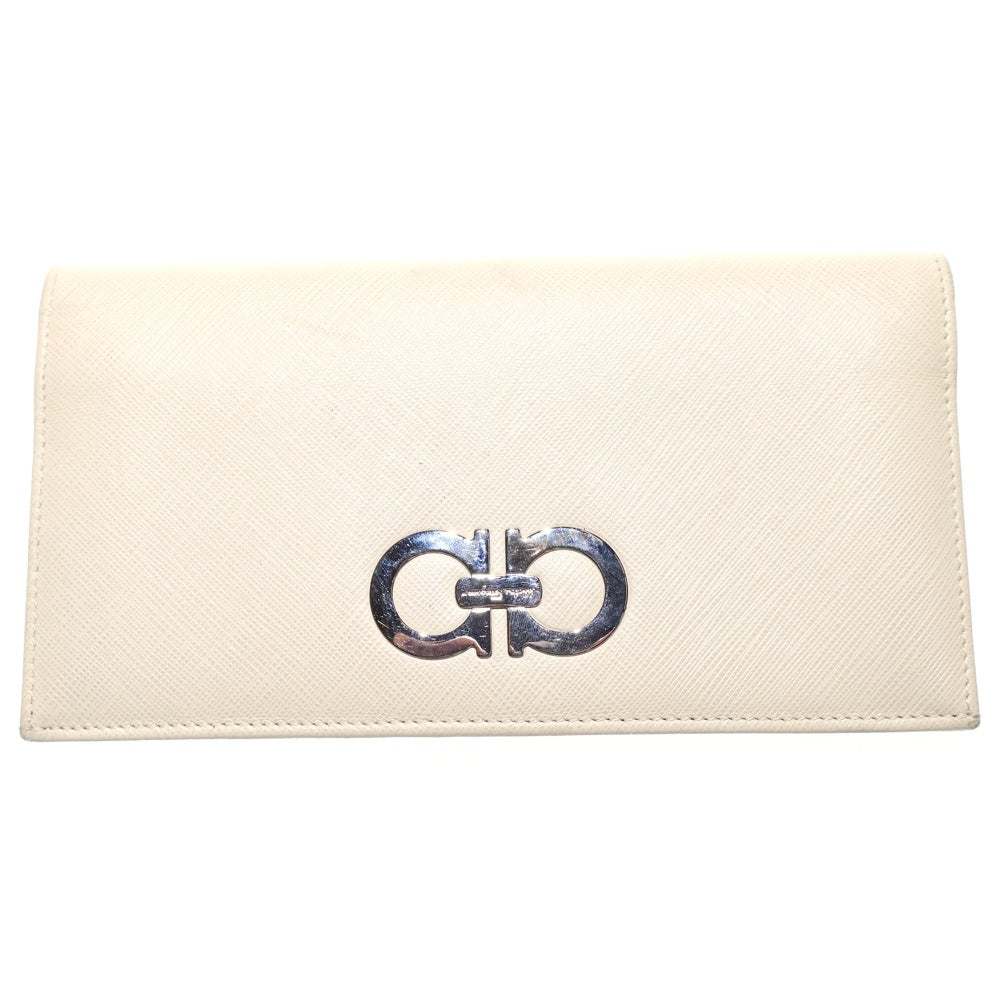 Salvatore Ferragamoサルヴァトーレフェラガモロゴマーク 長財布 Salvatore Ferragamo(サルヴァトーレ フェラガモ) ロゴ デザイン