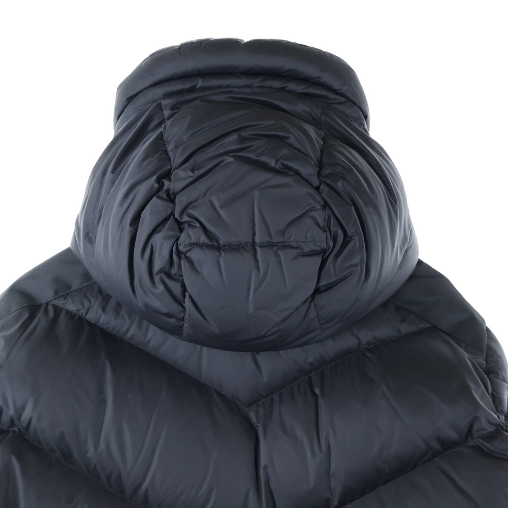 MONCLER GRENOBLE(モンクレールグルノーブル) BECKLER GIUBBOTTO A20974186305 53156 ロゴワッペン ダウンジャケット フーディー ブラック