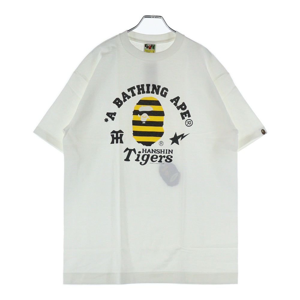 A BATHING APE(アベイシングエイプ) ×HANSHIN Tigers MTE-00306 ×阪神タイガース クルーネック半袖Tシャツカットソー ホワイト