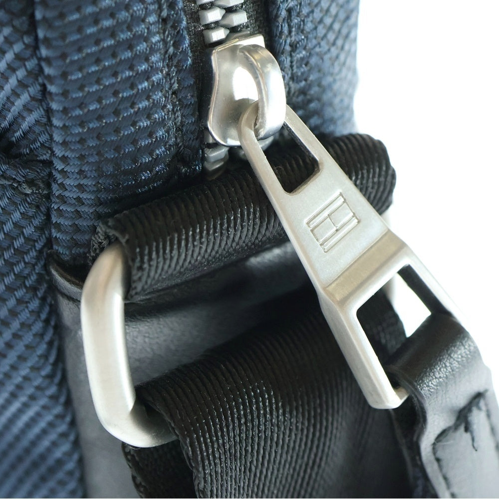 TOMMY HILFIGER(トミーヒルフィガー) ロゴ ベーシック ショルダーバッグ ネイビー