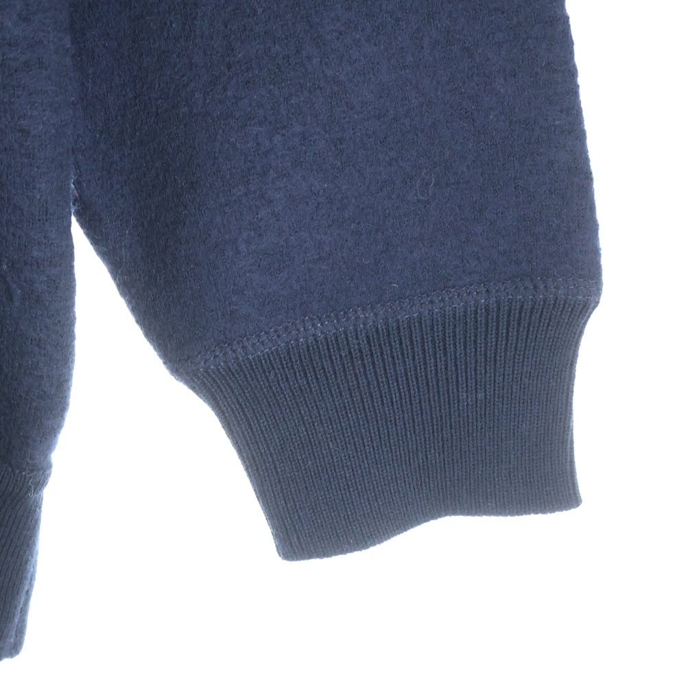 C.P. Company(シーピーカンパニー) Knitwear Polo Collar Merino Wool Felted 19CMKN199A 110468A ハーフボタン ウール 長袖スウェットシャツ ネイビー