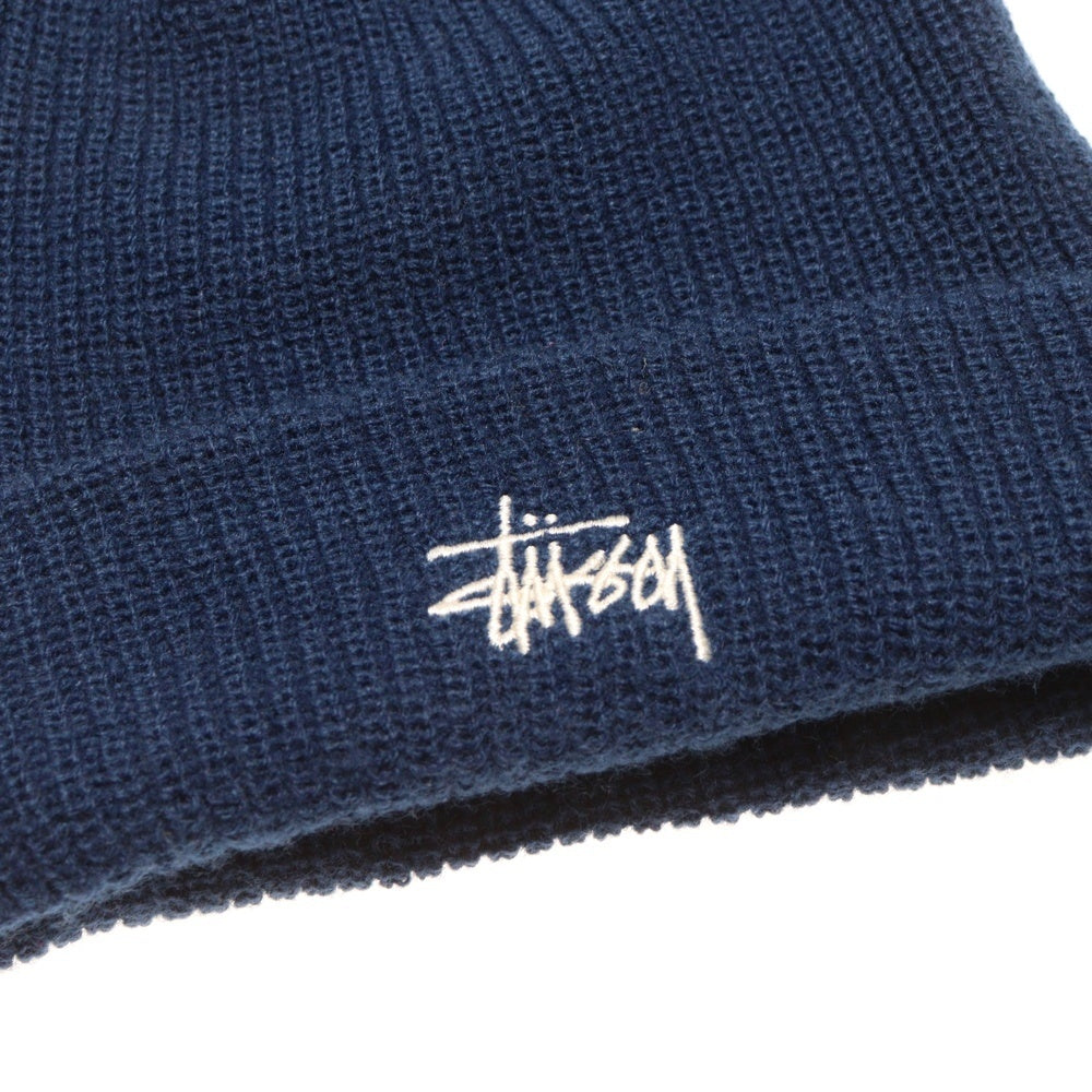 STUSSY(ステューシー) Front Logo Beanie 1321019 フロントワンポイントロゴ刺繍 リブニットビーニー ニット帽 帽子 ネイビー
