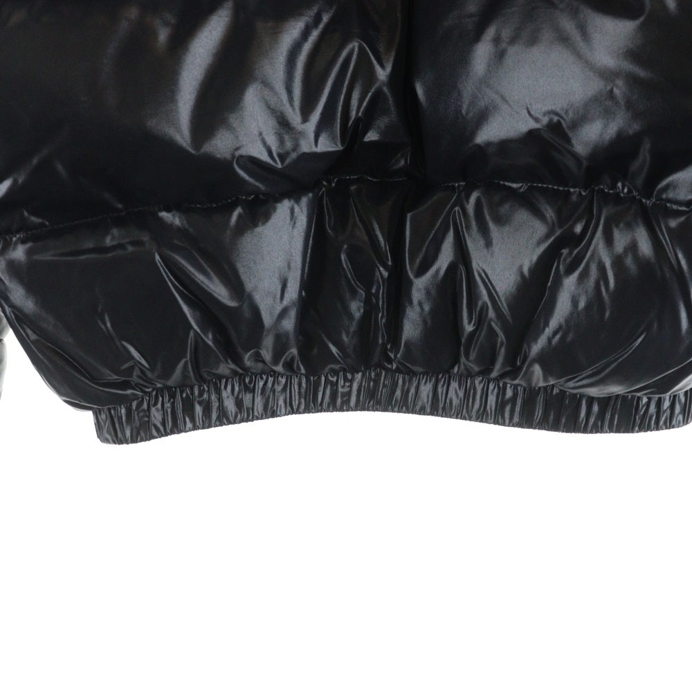 PYRENEX(ピレネックス) 袖ロゴワッペン刺繍 ジップアップダウンジャケット 売ラック W17P2