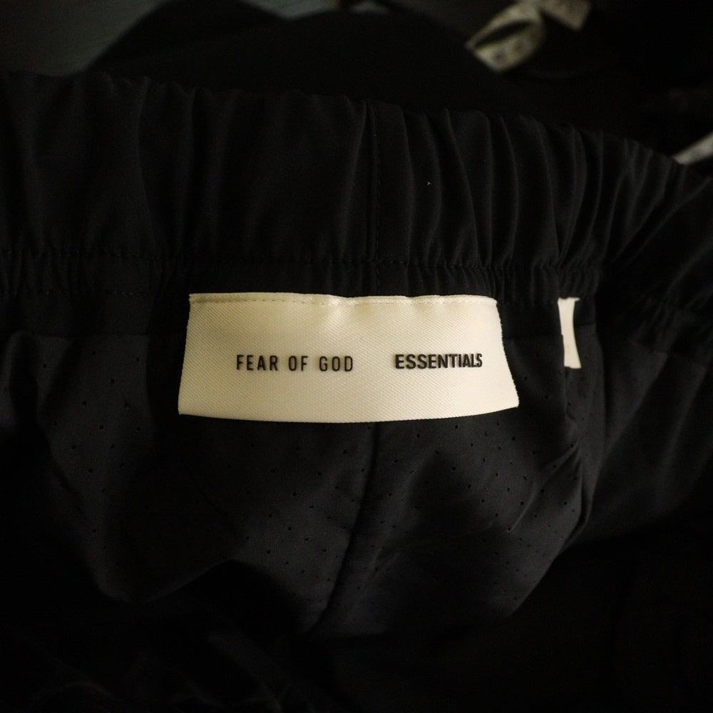 FEAR OF GOD ESSENTIALS(フィアオブゴッド エッセンシャルズ) Sporty Nylon Soccer Shorts スポーティー ナイロン ショーツ ハーフパンツ ブラック