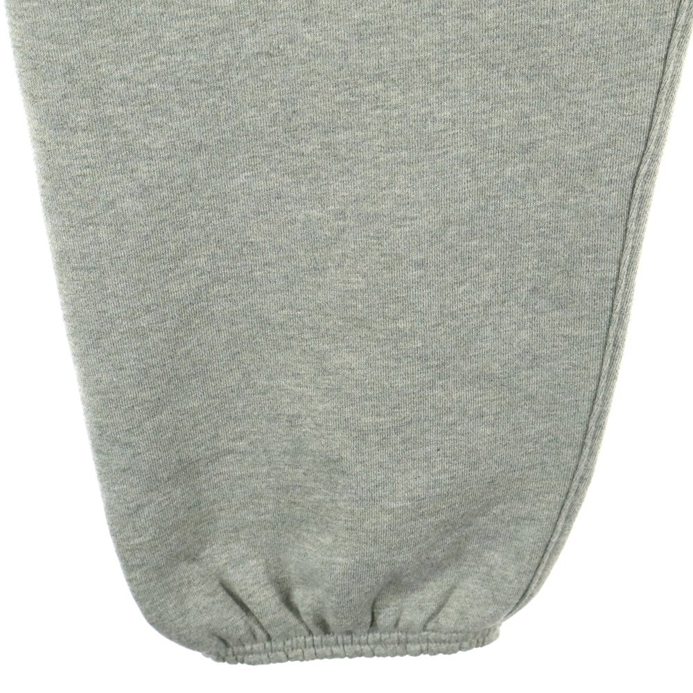 FEAR OF GOD ESSENTIALS(フィアオブゴッド エッセンシャルズ) Logo Sweat Pants ラバーロゴ ドローコード スウェットパンツ グレー