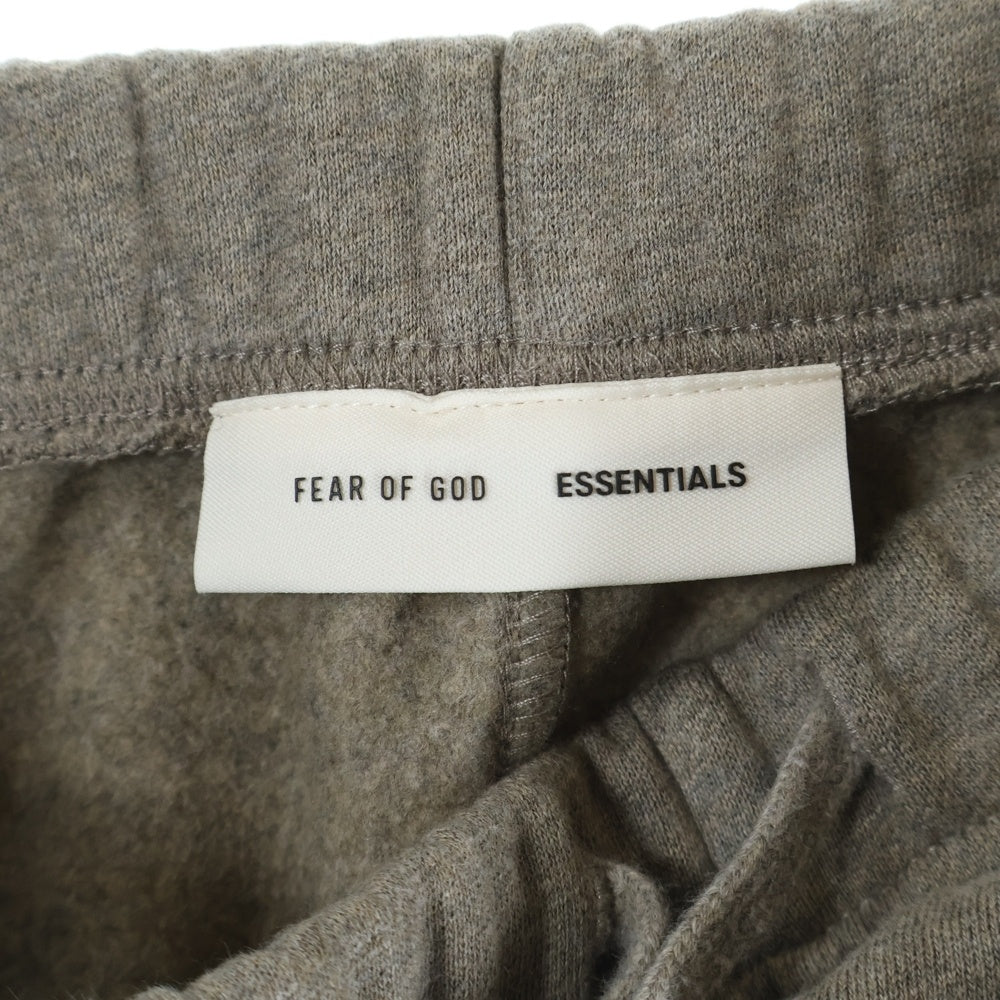 FEAR OF GOD ESSENTIALS(フィアオブゴッド エッセンシャルズ) Logo Sweat Pants ラバーロゴ ドローコード スウェットパンツ ベージュ
