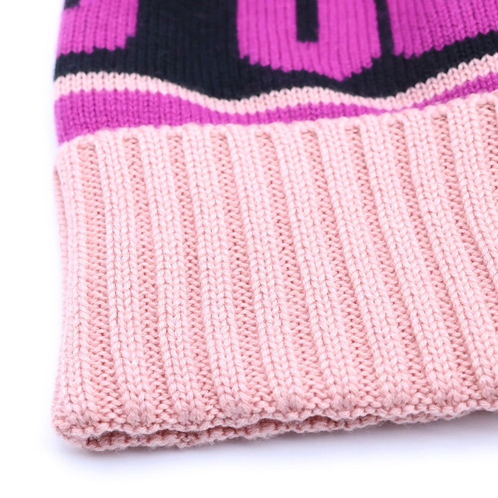 UGG(アグ) W KNIT LOGO STADIUM BEANIE 20067 グラフィックロゴ スタジアム ビーニー ボンボン付き ニット帽 パープル レディース