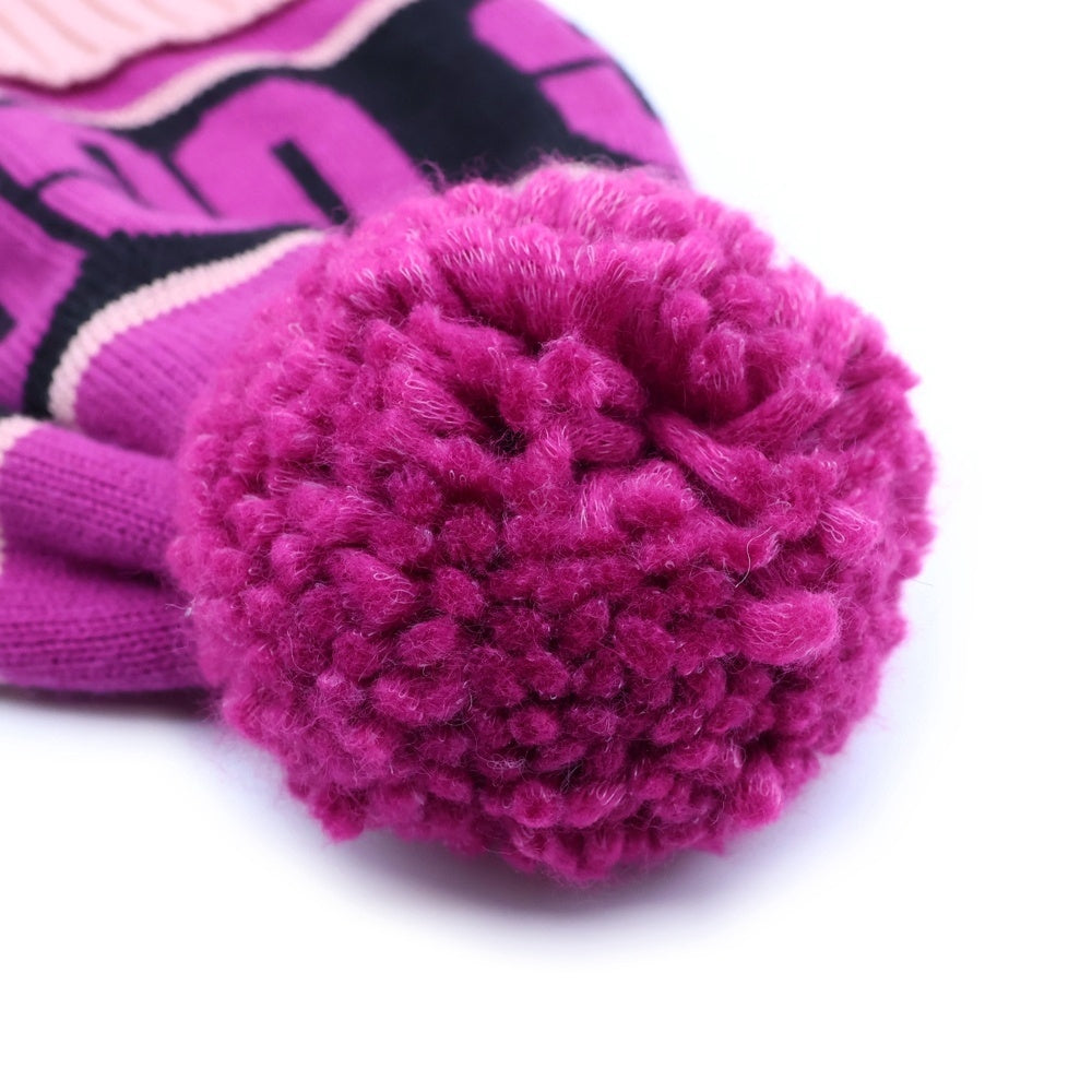 UGG(アグ) W KNIT LOGO STADIUM BEANIE 20067 グラフィックロゴ スタジアム ビーニー ボンボン付き ニット帽 パープル レディース