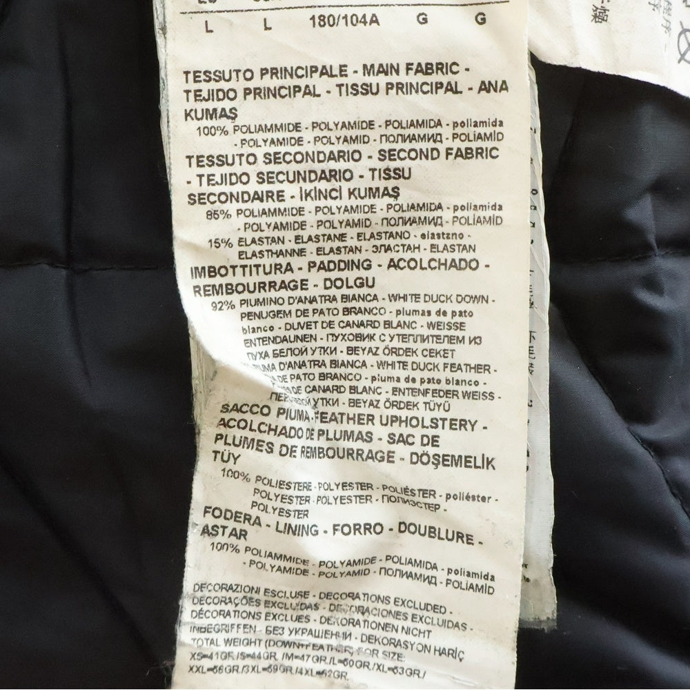 EMPORIO ARMANI EA7(エンポリオアルマーニイーエーセブン) フロントワンポイントロゴ ジップアップダウンベスト ブラック 6YPQ03 PN43Z