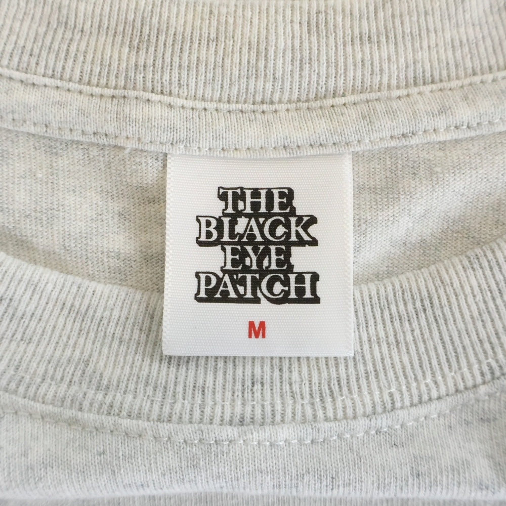 THE BLACK EYE PATCH(ブラックアイパッチ) 22SS CHILDREN AT PLAY TEE 飛び出し注意 プリント クルーネック 半袖シャツ グレー