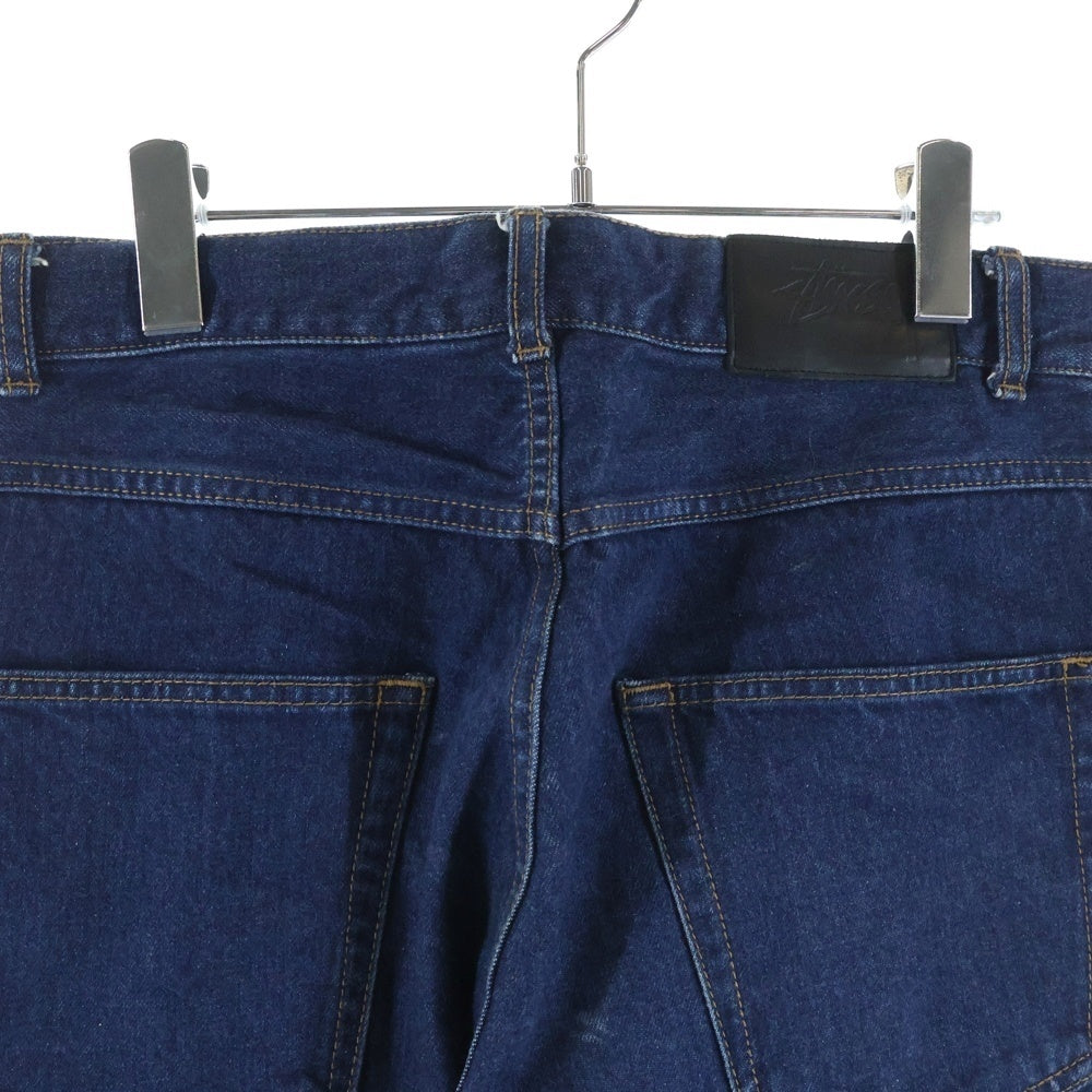 STUSSY(ステューシー) COW LEATHER PATCH DENIM PANTS カウレザーパッチ ワイドストレート デニムパンツ ジーンズ インディゴ