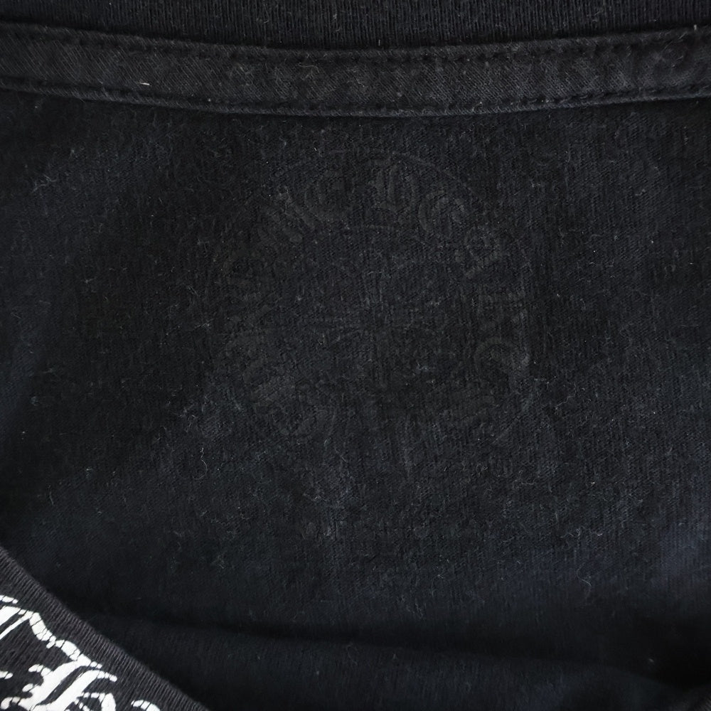 CHROME HEARTS(クロムハーツ) Neck Logo L/S T-Shirt アームフローラル バックホースシュー ネックロゴ プリント クルーネック長袖Tシャツカットソー ロンT ブラック