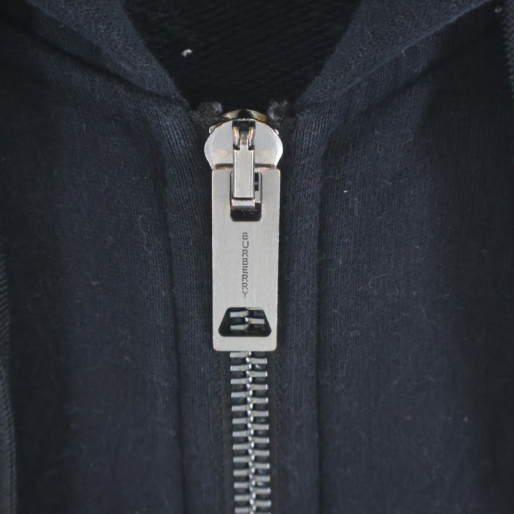 BURBERRY(バーバリー) アームロゴ刺繍 ジップアップパーカー フーディ ブラック 8029527