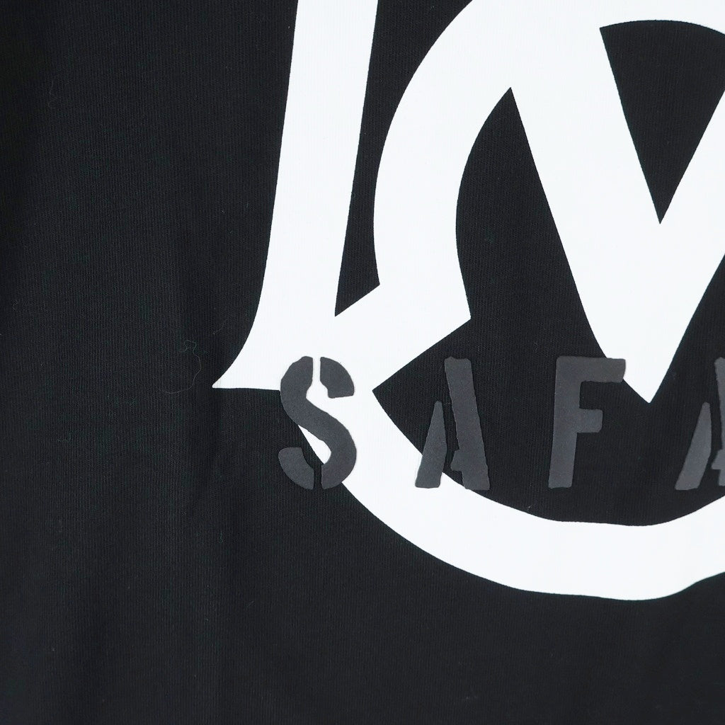 MONCLER(モンクレール) 22AW SAFARI TEE I10918C00051 サファリ フロントロゴプリントTシャツ 半袖クルーネックカットソー ブラック