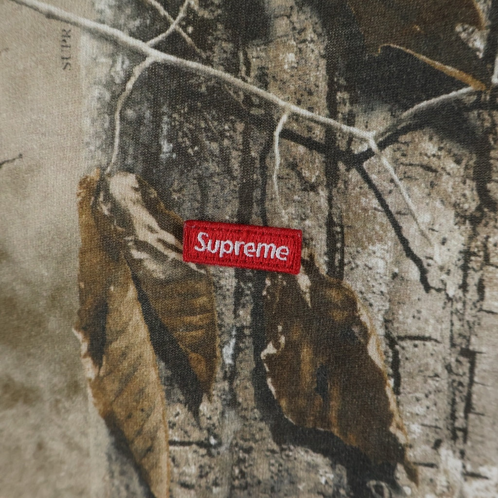 SUPREME(シュプリーム) 25AW Small Box L/S Tee Realtree AP Camo スモールボックスロゴ リアルツリー クルーネック長袖tシャツカットソー ロンT カモ