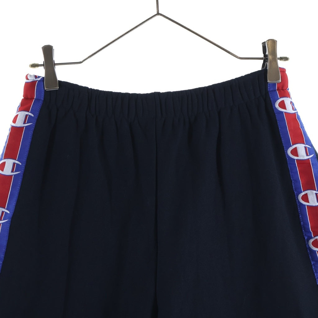 VETEMENTS(ヴェトモン) 17SS ×Champion Sidetape Logo Skirt WSS17CH10 チャンピオン サイドテープスウェットショーツ レディース ショートパンツ