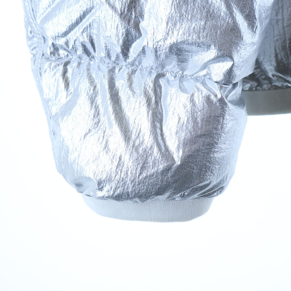 MONCLER(モンクレール) 21AW FREVILLE フレビル リバーシブル ダウンジャケット ホワイト G20911A00157