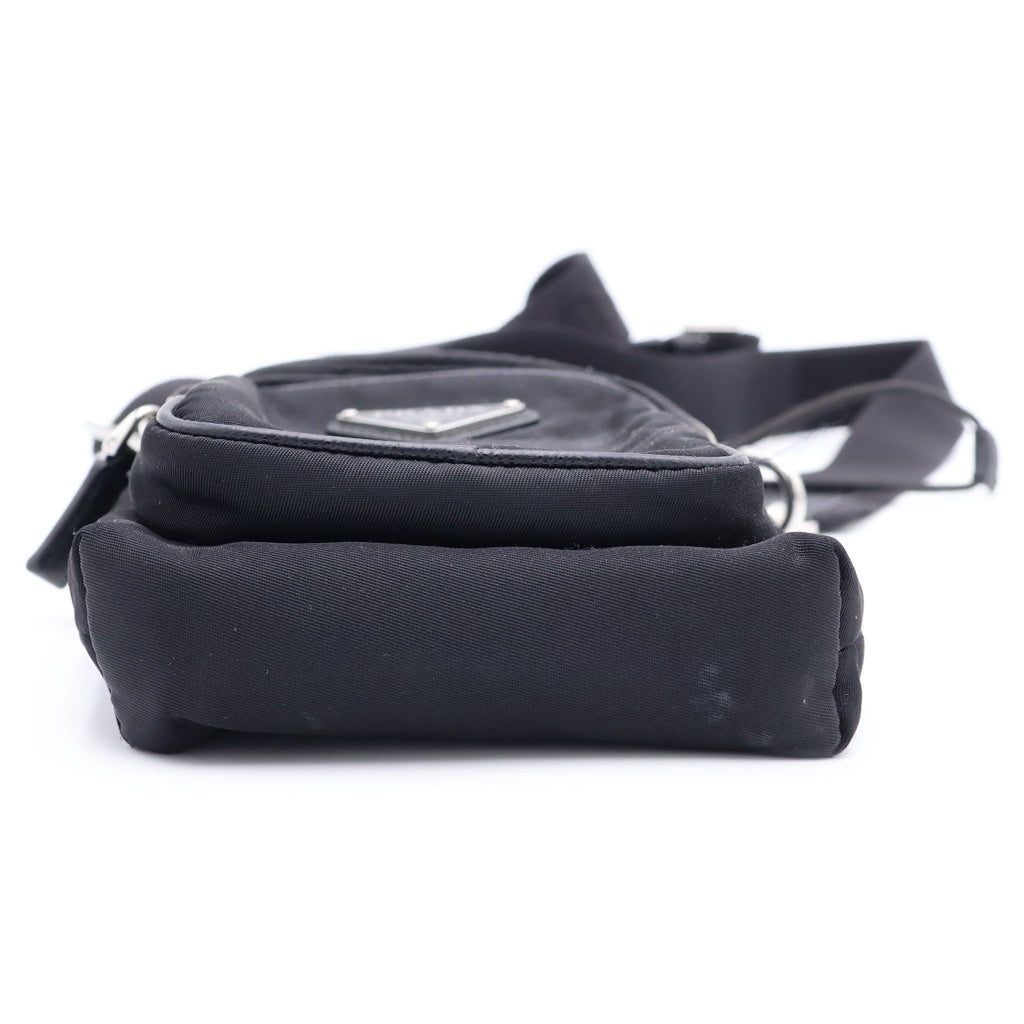 PRADA(プラダ) Re-Nylon トライアングルロゴ スマートフォンケース ミニバッグ ショルダーバッグ ブラック 2ZH155