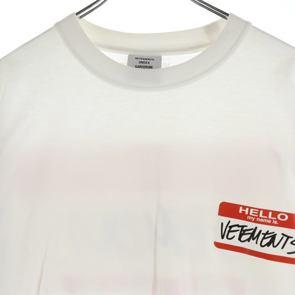 VETEMENTS(ヴェトモン) My Name Is tag-print T-shirt マイネームイズ クルーネック半袖Tシャツ ホワイト UE52TR140W