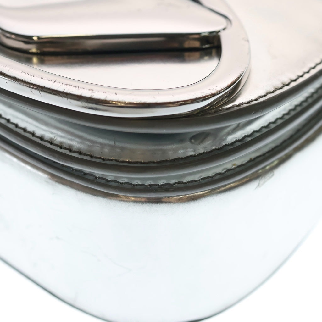 DIESEL(ディーゼル) 1DR SHOULDER BAG SILVER メタリックロゴレザーショルダーバッグ シルバー レディース