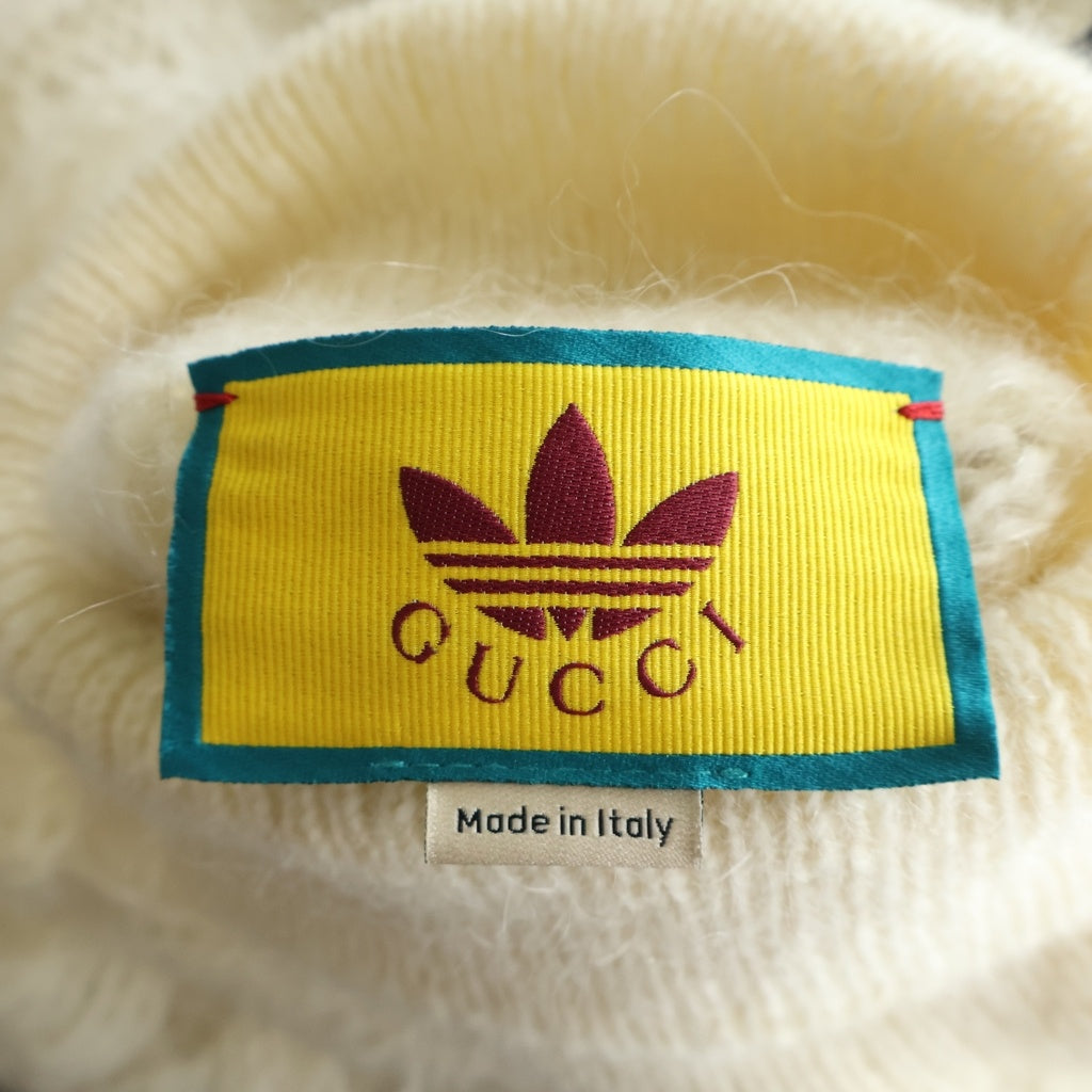 GUCCI(グッチ) ×アディダス トレフォイルロゴ 袖ライン刺繍 タートルネック ニットセーター ホワイト/ブラック レディース 713023 XKCM0