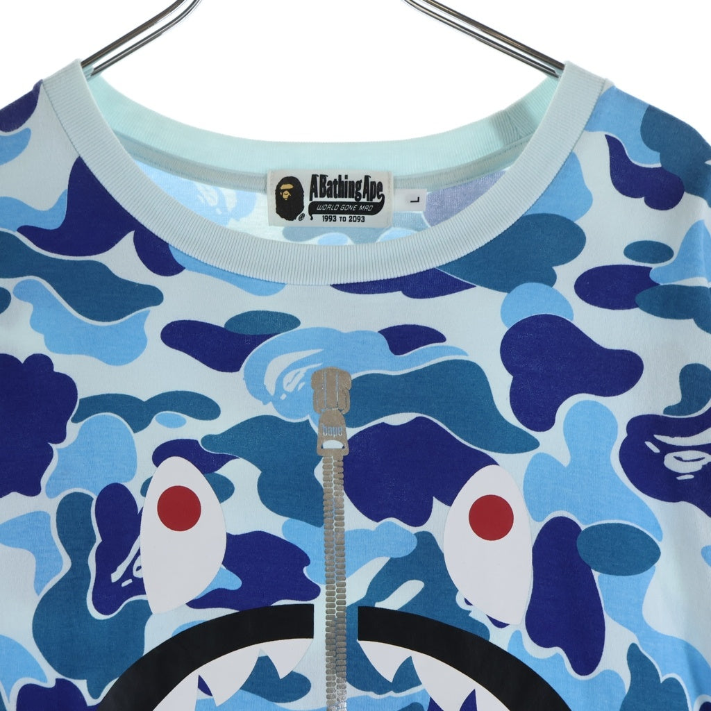 A BATHING APE(アベイシングエイプ) BIG ABC CAMO SHARK TEE 001CSK301004M カモ シャーク クルーネック半袖Tシャツカットソー ブルー