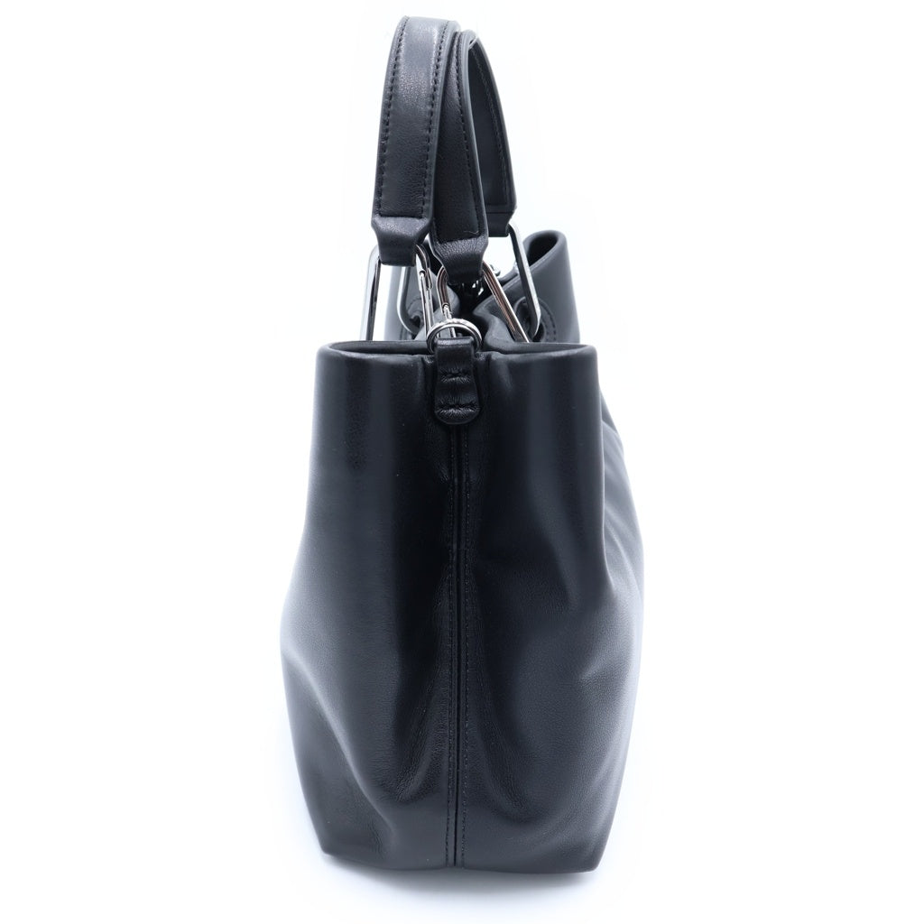 EMPORIO ARMANI(エンポリオアルマーニ) MyEA Nappa-leather shopper bag レザーショルダーバッグ ブラック レディース