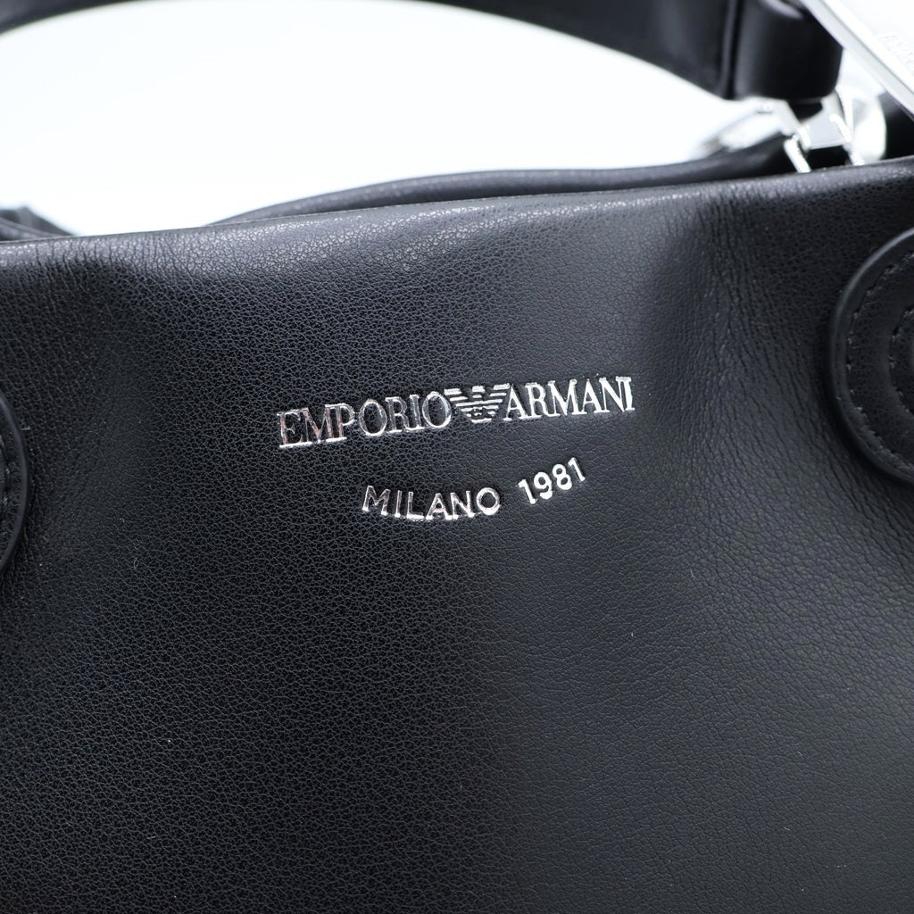 EMPORIO ARMANI(エンポリオアルマーニ) MyEA Nappa-leather shopper bag レザーショルダーバッグ ブラック レディース
