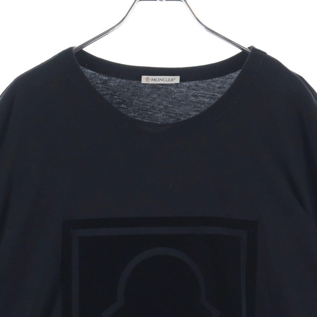 MONCLER(モンクレール) MAGLIA T-SHIRT フロントロゴプリントクルーネック長袖カットソー ブラック G20918D000002ー8390T