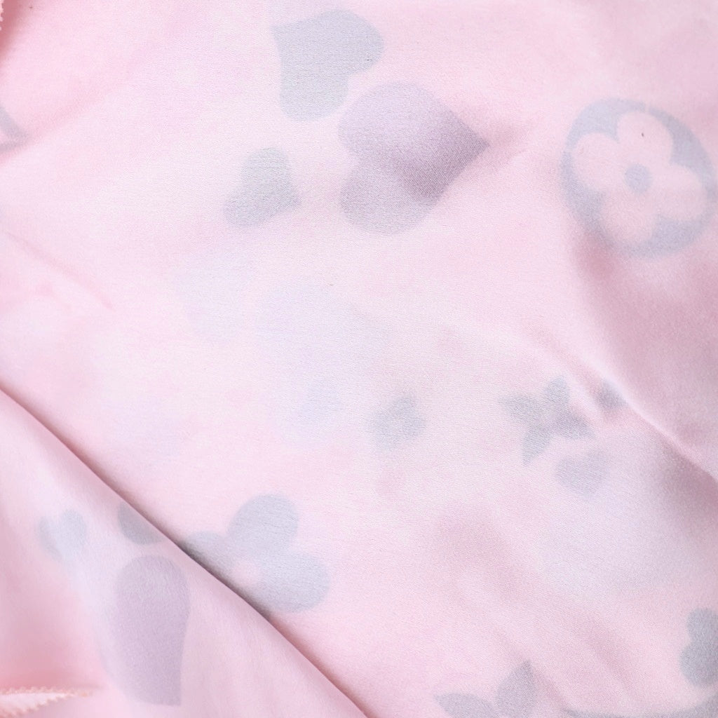 LOUIS VUITTON(ルイヴィトン) ECHARPE SWEET LOVE VIOLET M72294 モノグラム 総柄 スカーフ ピンク レディース
